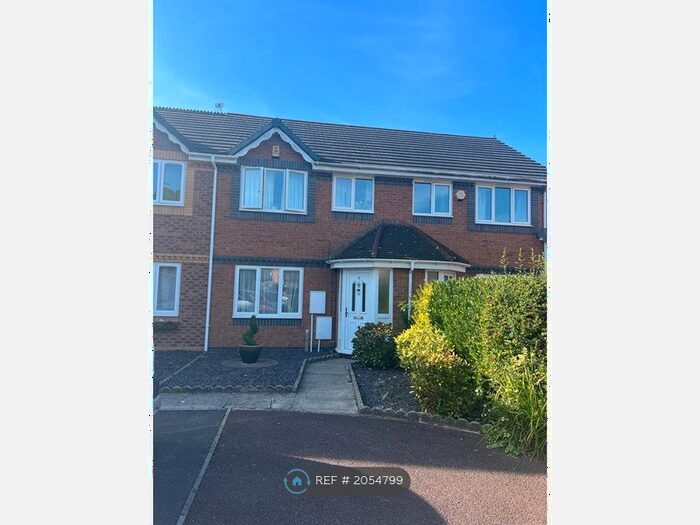 3 Bedroom Terraced House To Rent In Pilgrims Wharf, Bristol, BS4