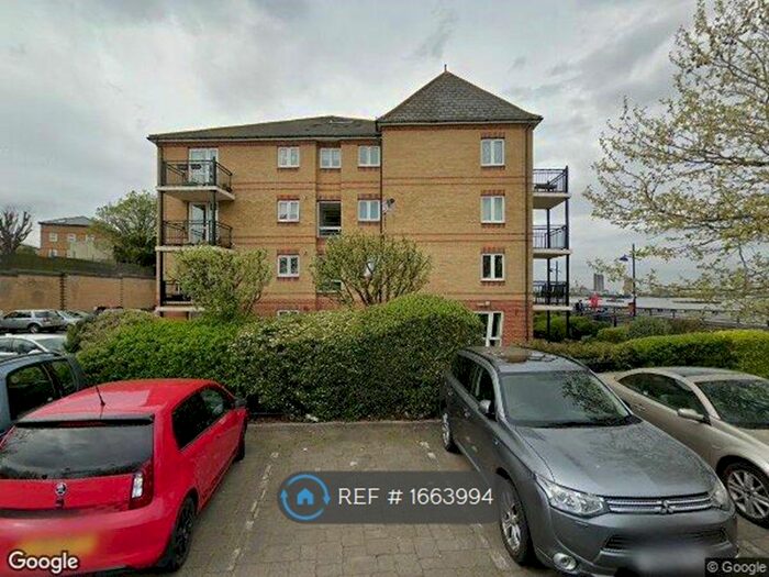 1 Bedroom Flat To Rent In Watersedge Court, Erith, DA8