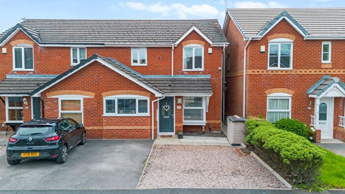 4 Bedroom Semi-detached House For Sale In Latham Avenue, Newton-Le-Willows, WA12