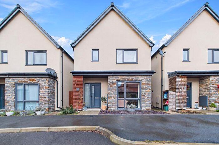 3 Bedroom Detached House To Rent In Mayors Road, Claverham, BS49