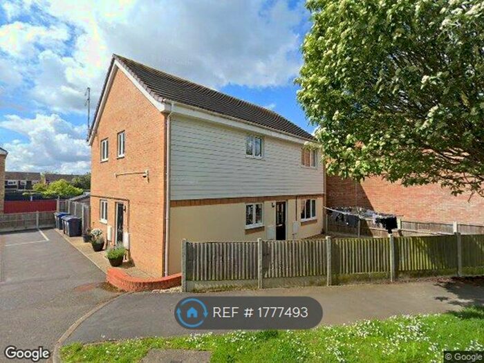 2 Bedroom Maisonette To Rent In Northolt Road, Bishop Stortford, CM23