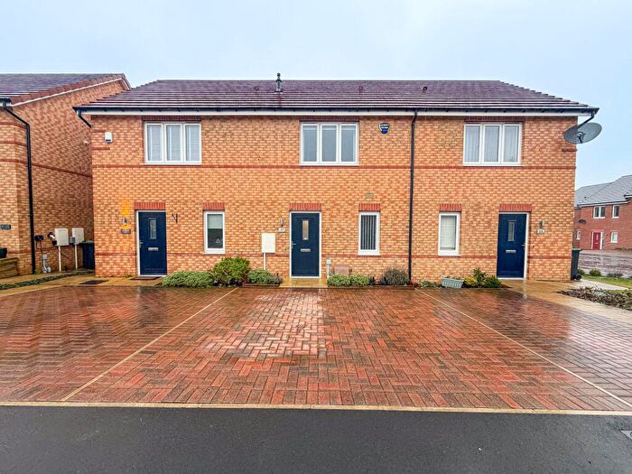 2 Bedroom Terraced House For Sale In Brockwell Road, High Spen, Rowlands Gill, NE39