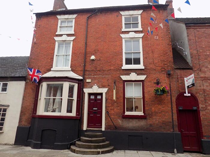 3 Bedroom Town House For Sale In St. John Street, Ashbourne, Derbyshire, DE6