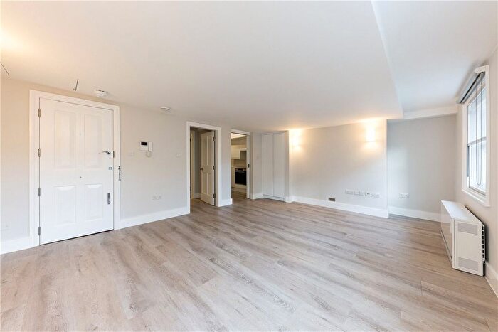 Studio To Rent In Seymour Place, London, W1H