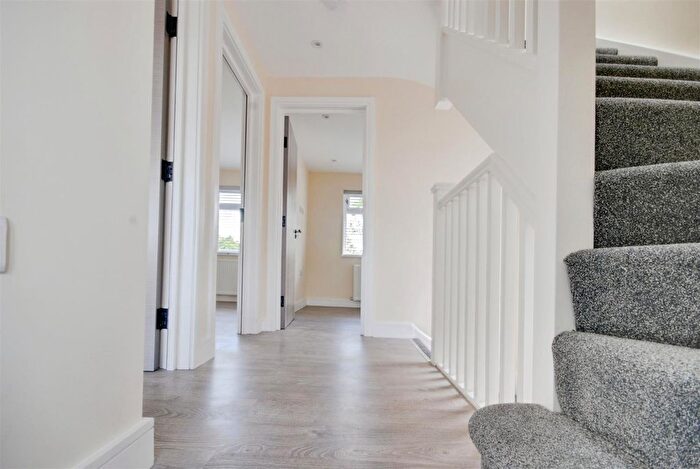 4 Bedroom Semi Detached House To Rent In Uxendon Hill, Wembley, HA9