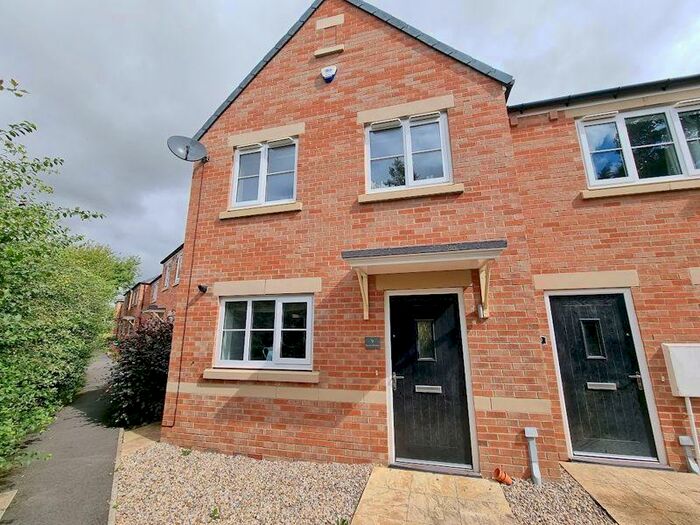 3 Bedroom End Of Terrace House For Sale In Forster Gardens, Wylam, NE41