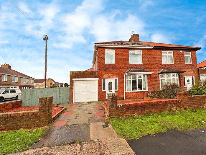 3 Bedroom Semi Detached House For Sale In Fenwick Avenue, Blyth, NE24