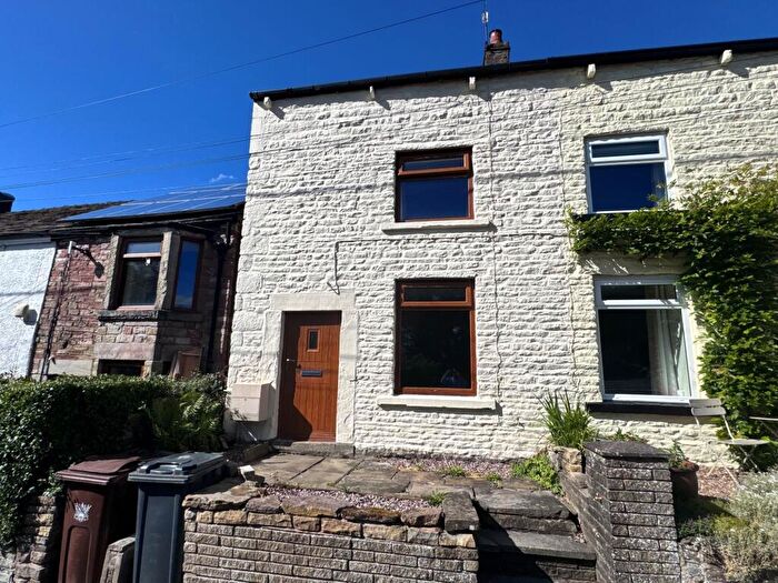 2 Bedroom End Of Terrace House For Sale In Whaley Bridge, Tunstead Milton, SK23