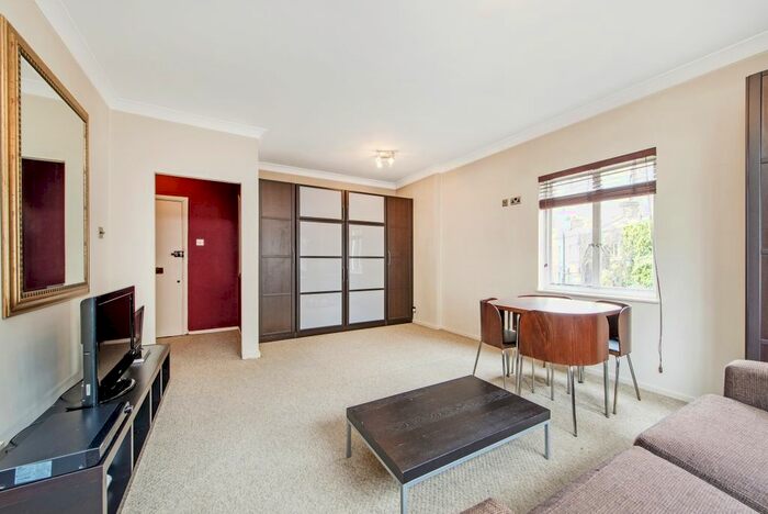 Studio To Rent In Park Crescent, London, W1B