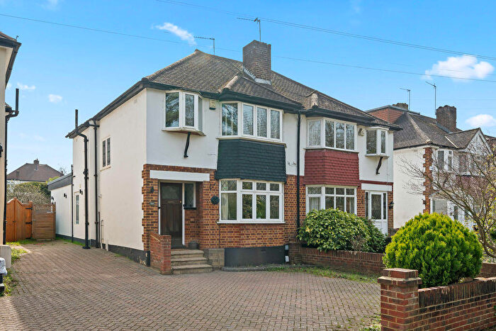 3 Bedroom Semi Detached House For Sale In Worcester Park Road, Worcester Park, KT4