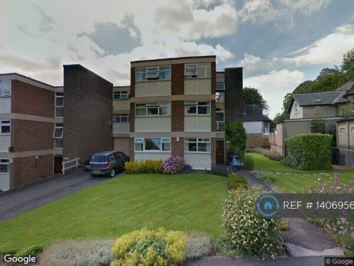 2 Bedroom Flat To Rent In Newton Court, Leeds, LS8