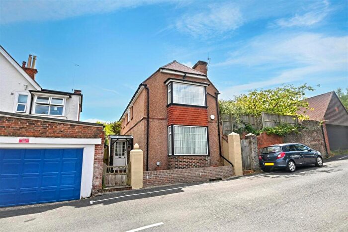 3 Bedroom Detached House For Sale In Mill Gap Road, Eastbourne, BN21