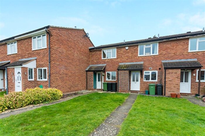 2 Bedroom Terraced House To Rent In Overton Drive, Thame, OX9