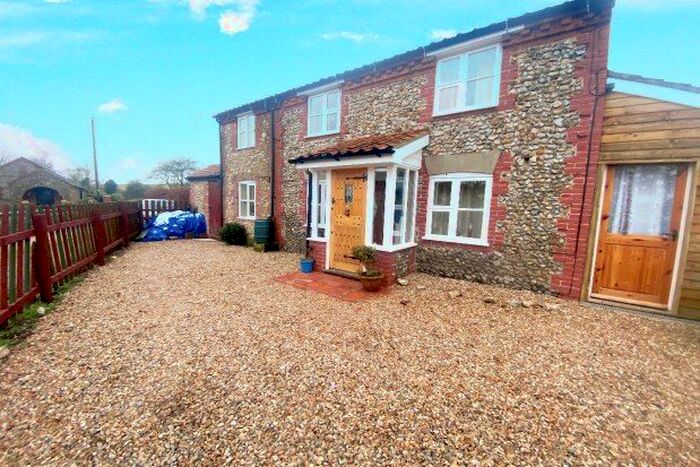 2 Bedroom Property To Rent In Little Ryburgh, Fakenham NR21