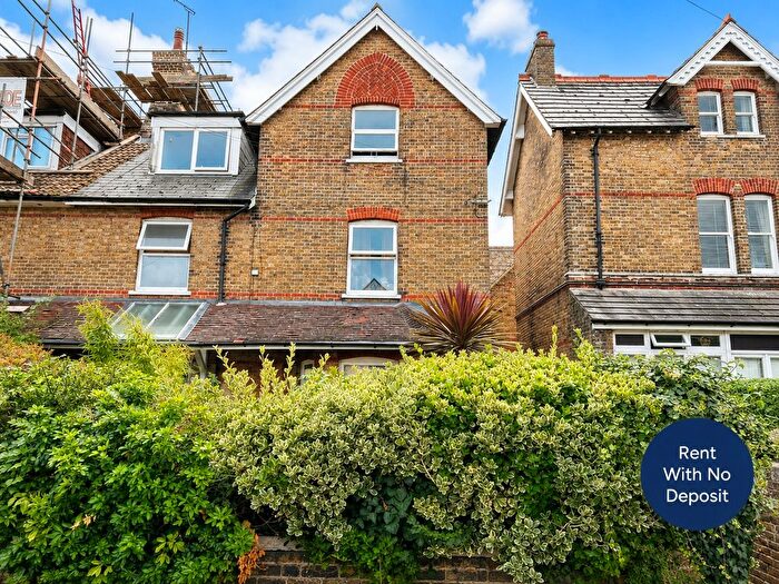 2 Bedroom Flat To Rent In Westgate Bay Avenue, Westgate-On-Sea, CT8