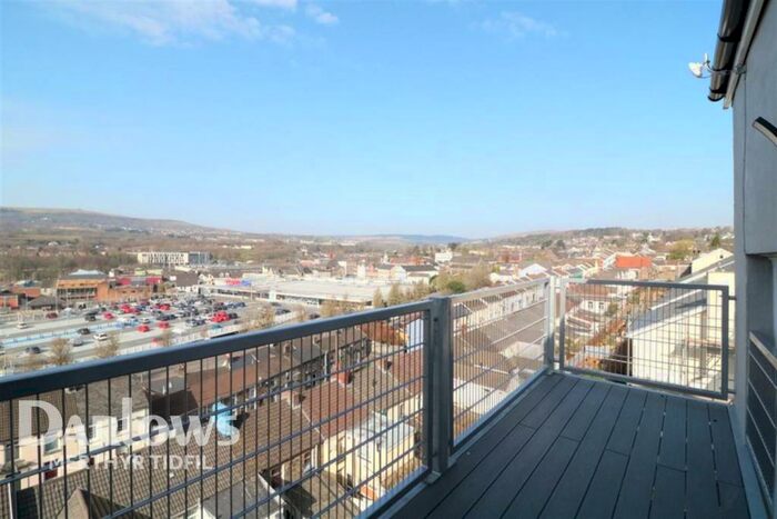 3 Bedroom Flat To Rent In Courtland Terrace, Merthyr, CF47