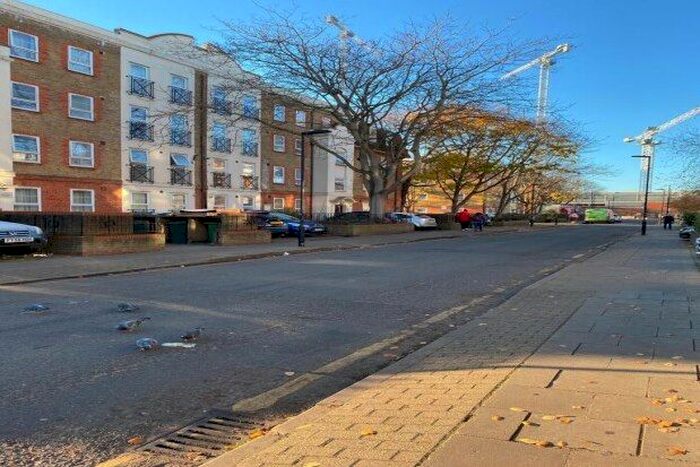 1 Bedroom Flat To Rent In Memorial Avenue, London, E15