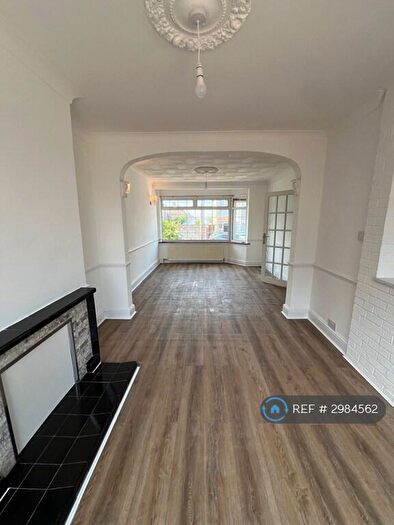 3 Bedroom Terraced House To Rent In Francis Road, Dartford, DA1