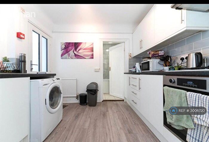 1 Bedroom Flat To Rent In Church Road, Hove, BN3