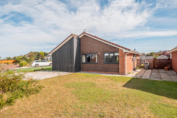 2 Bedroom Detached Bungalow For Sale In Anson Close, Lytham St. Annes, FY8