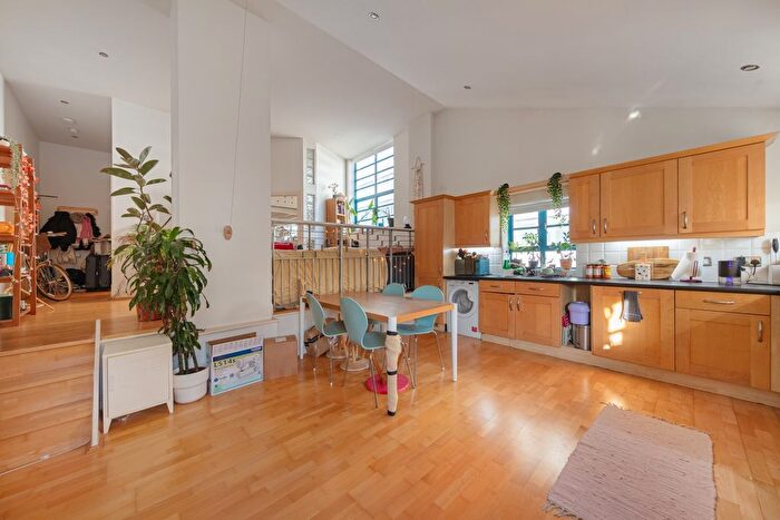 1 Bedroom Flat For Sale In The Plaza, Vanbrugh Hill Greenwich, SE10