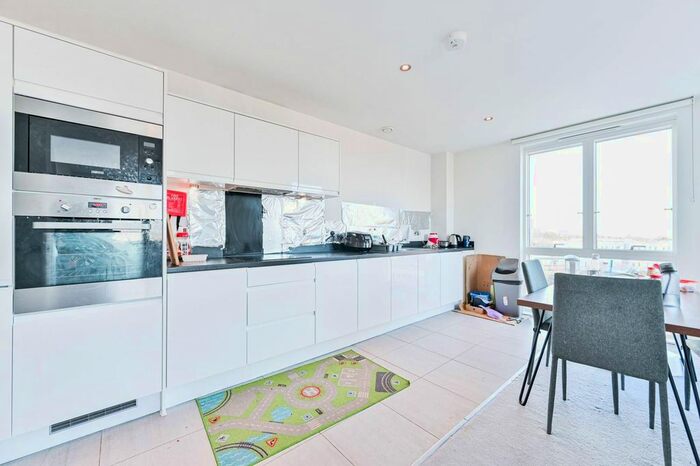 3 Bedroom Flat To Rent In Gayton Road, Harrow, HA1