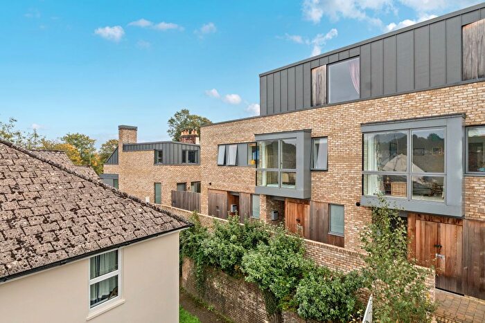 2 Bedroom End Of Terrace House For Sale In Coker Close, Winchester, SO22