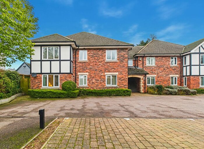 2 Bedroom Flat For Sale In West Court, Westdale Lane, Mapperley, Nottingham, NG3