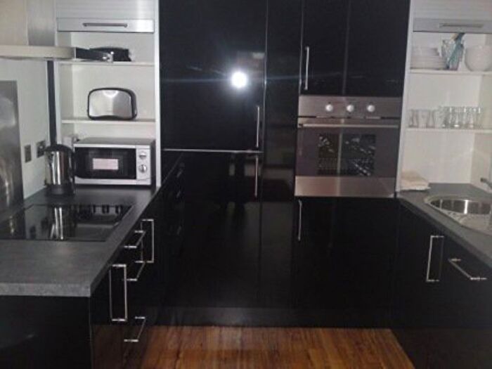 1 Bedroom Flat To Rent In Plaza Boulevard, Bed Apt, L8