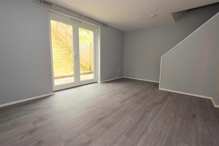 2 Bedroom Terraced House To Rent In Pinders Road, Hastings, TN35