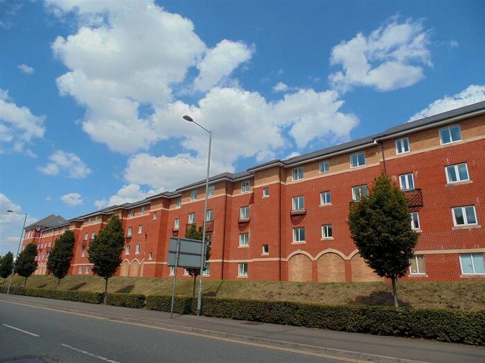 2 Bedroom Flat To Rent In Saltash Road, Churchward, Swindon, SN2