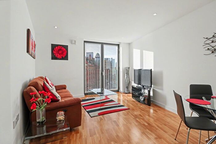 1 Bedroom Flat For Sale In The Hub, Piccadilly Place, Manchester, M1
