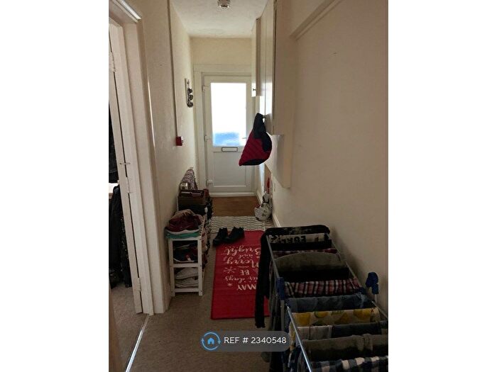 1 Bedroom Flat To Rent In Lime Hill Road, Tunbridge Wells, TN1