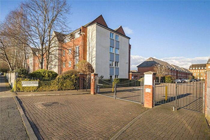 2 Bedroom Flat To Rent In Academy Place, Isleworth, TW7