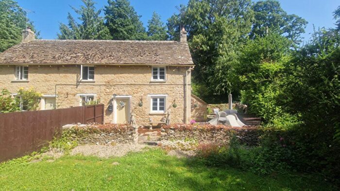 2 Bedroom Semi Detached House To Rent In Barnsley, Cirencester, GL7