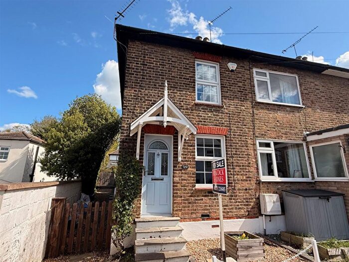 2 Bedroom End Of Terrace House For Sale In St. Peters Road, Warley, Brentwood, CM14