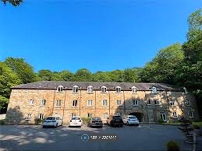 1 Bedroom Flat To Rent In Springwood Hall, Ashton-U-Lyne, OL7