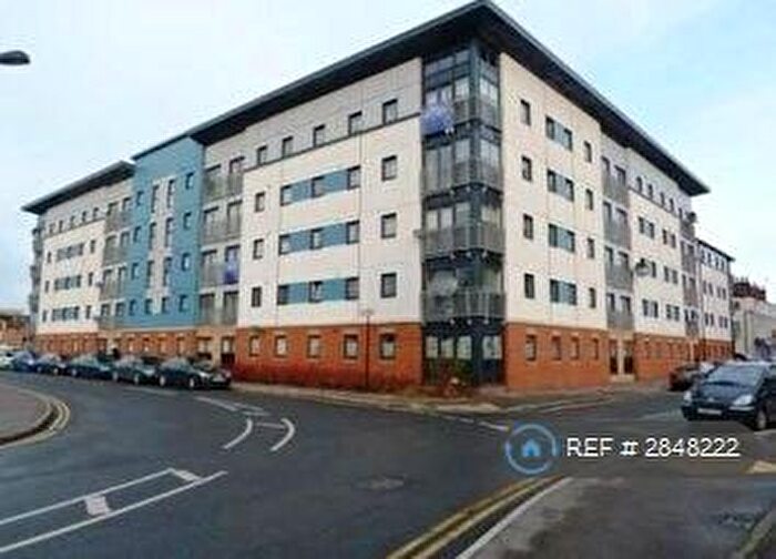 2 Bedroom Flat To Rent In Spring Street Urban One, Hull, HU2