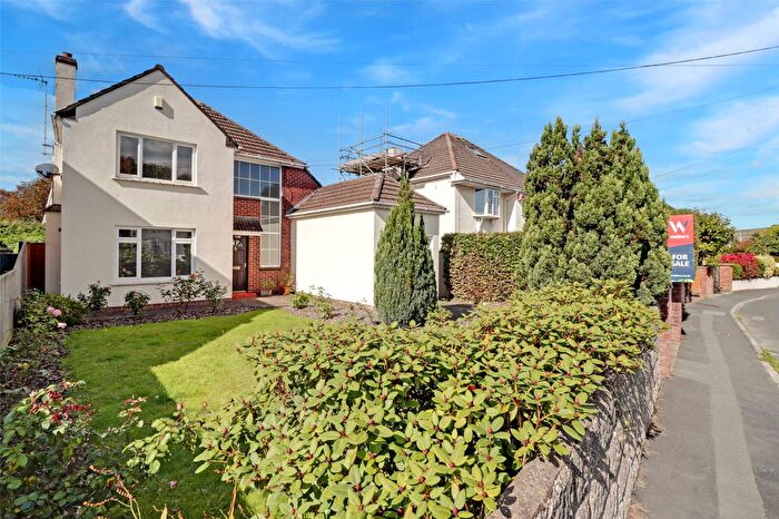 3 Bedroom Detached House For Sale In Hillcrest Road, Barnstaple, Devon, EX32