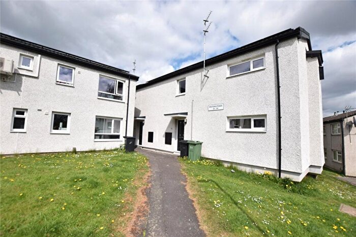 1 Bedroom Apartment To Rent In Holtdale Place, Holt Park, Leeds, LS16