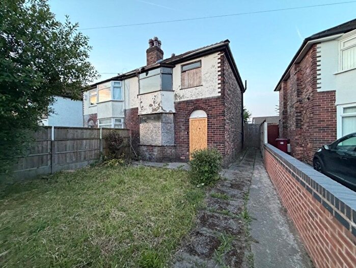 3 Bedroom Semi-Detached House For Sale In Windy Arbor Road, Whiston, Prescot, L35