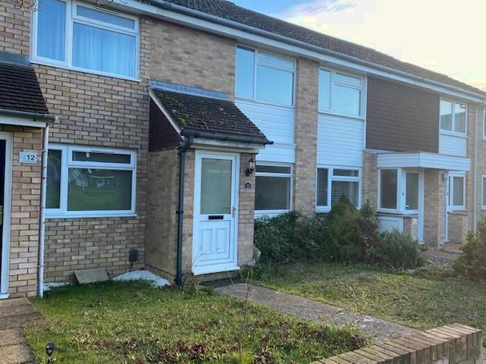 2 Bedroom Terraced House To Rent In Powis Road, Bedford, MK41