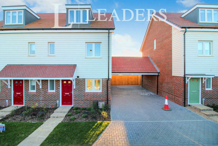 4 Bedroom Terraced House To Rent In Fontwell, BN18