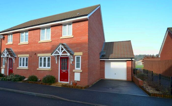 3 Bedroom Semi-Detached House To Rent In Webbers Way, Tiverton, Devon, EX16