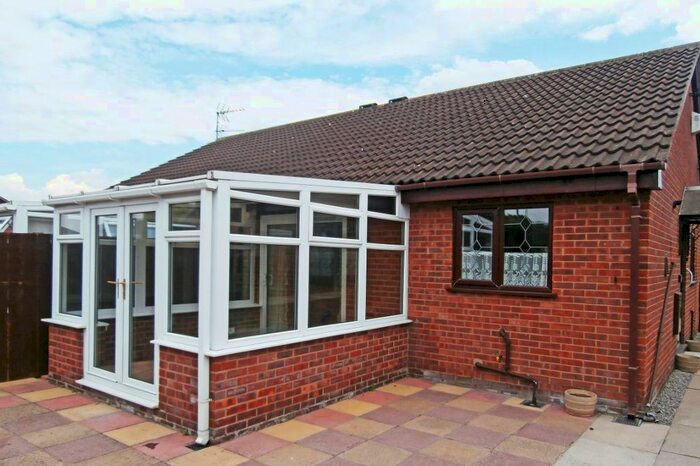 2 Bedroom Bungalow To Rent In Willerby Carr Close, HU5
