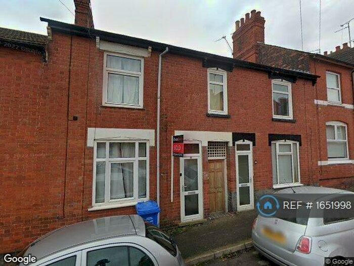 2 Bedroom Terraced House To Rent In Shaftesbury Street, Kettering, NN16