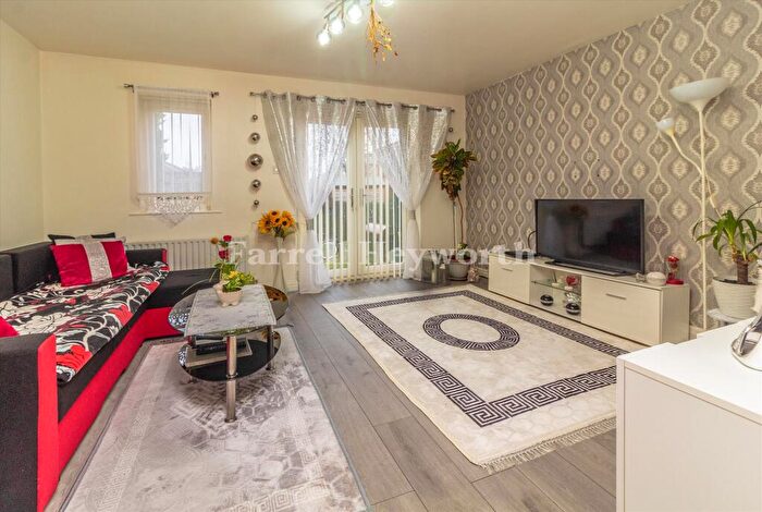 2 Bedroom House For Sale In Lindeth Gardens, Lancaster, LA1