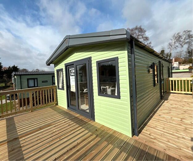 2 Bedroom Mobile Home For Sale In Akebar Park Country Park, Leyburn, North Yorkshire, DL8