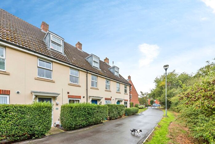 3 Bedroom Property For Sale In Lavinia Walk, Swindon, SN25