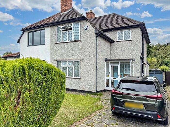 3 Bedroom Semi-Detached House For Sale In Bushey Avenue, Petts Wood, Orpington, BR5